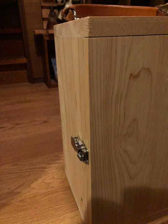 コールマンガソリンランタン木製ケース