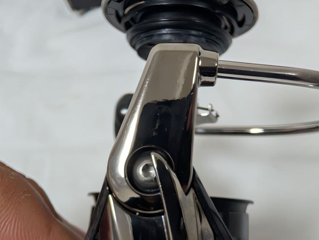 ダイワ　18イグジスト　管219IY　FC LT2500S-C　本体のみ　ボディ