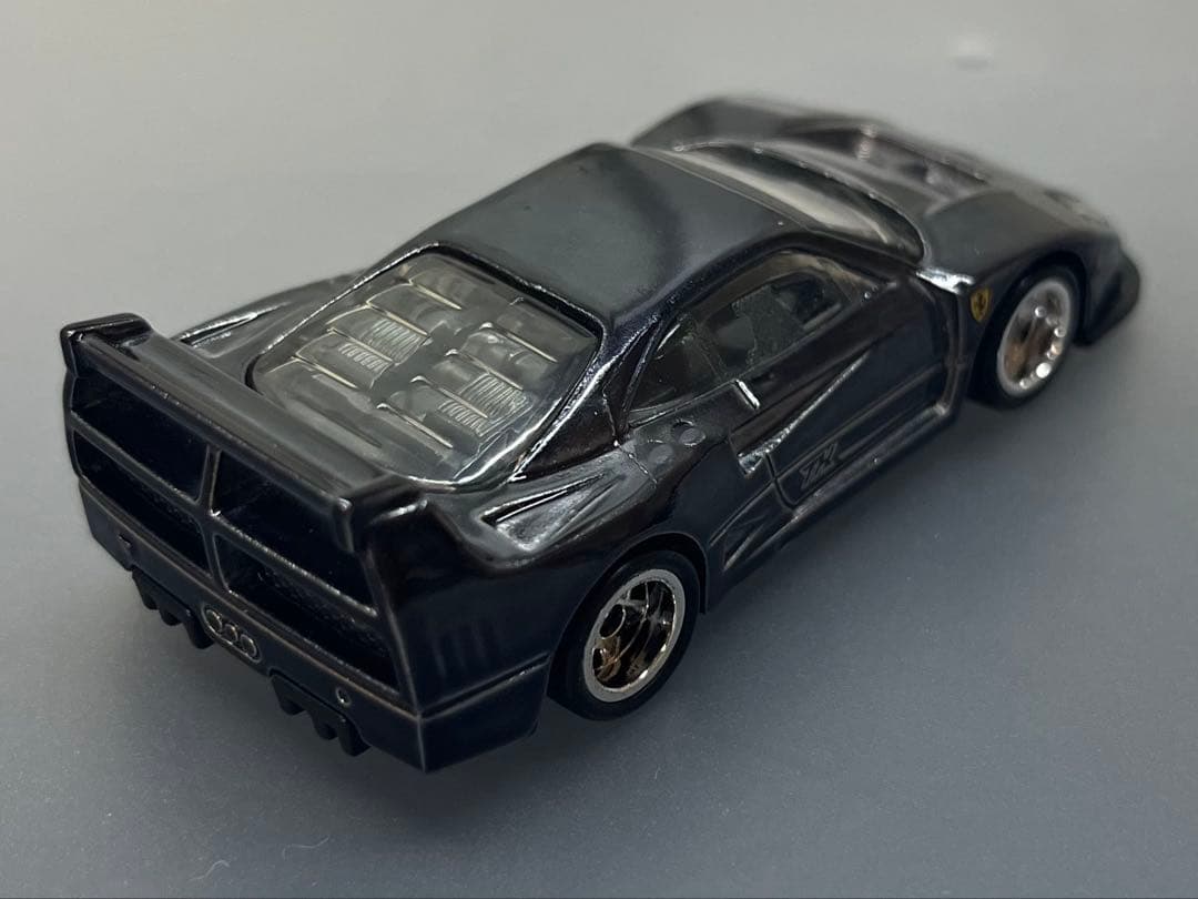 ホットウィール　フェラーリ　F40 スーパートレジャーハント　カシメあり