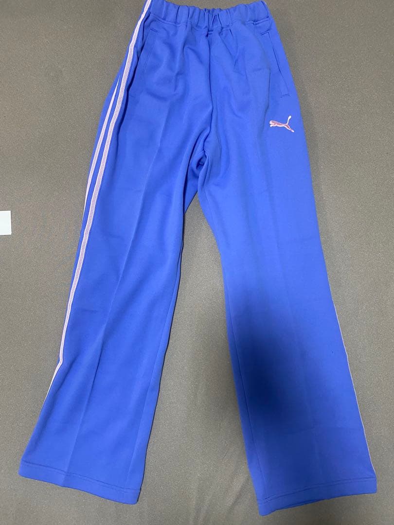 レディース　PUMA ブルー　ジャージセットアップ