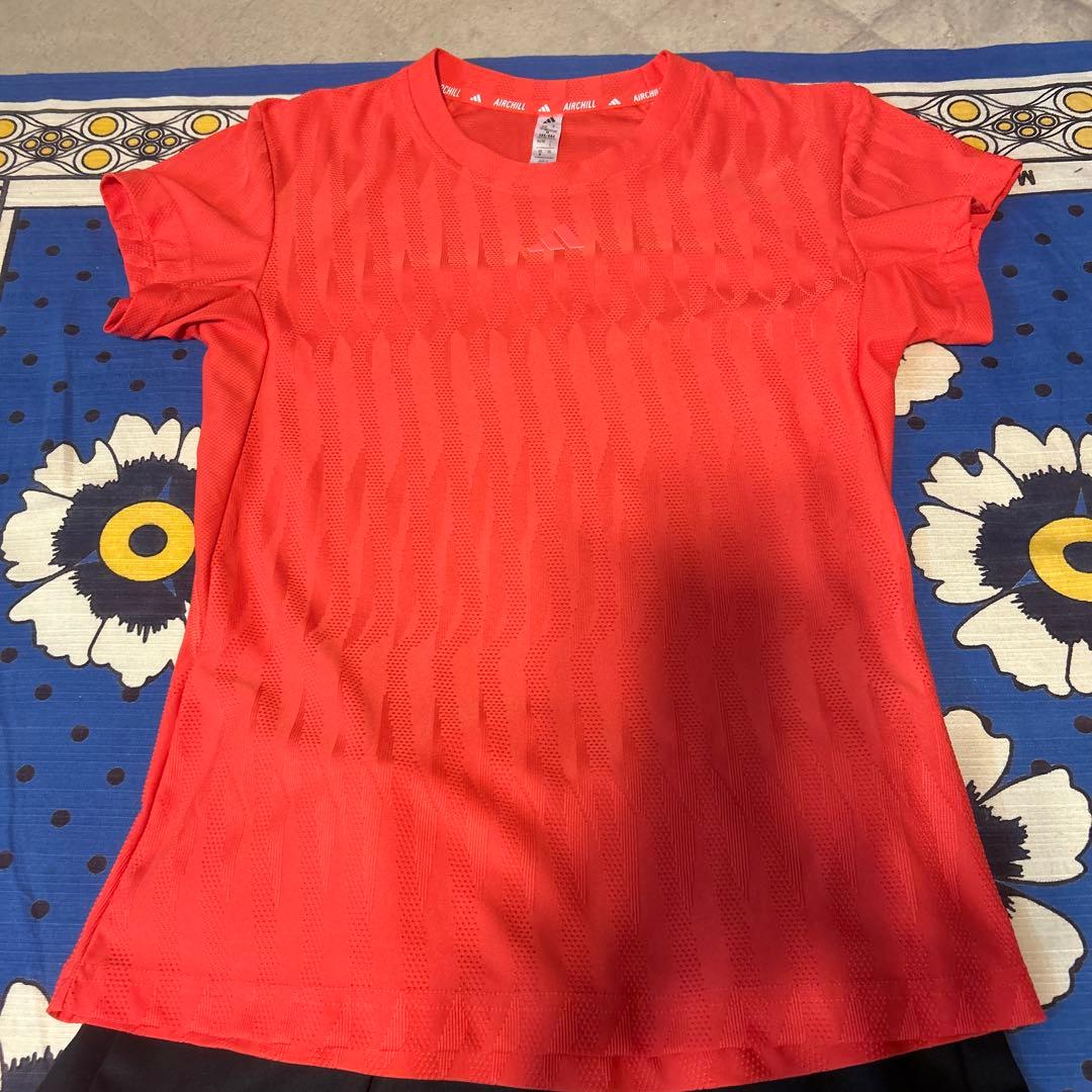 adidasレディーステニスウェアセット