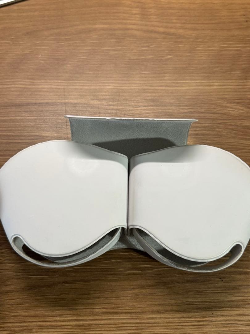 ヘッドホン AirPods Max