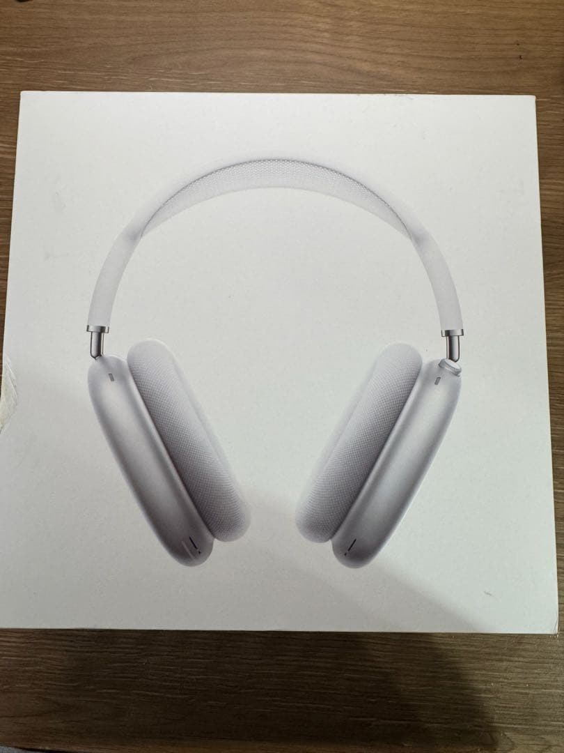 ヘッドホン AirPods Max