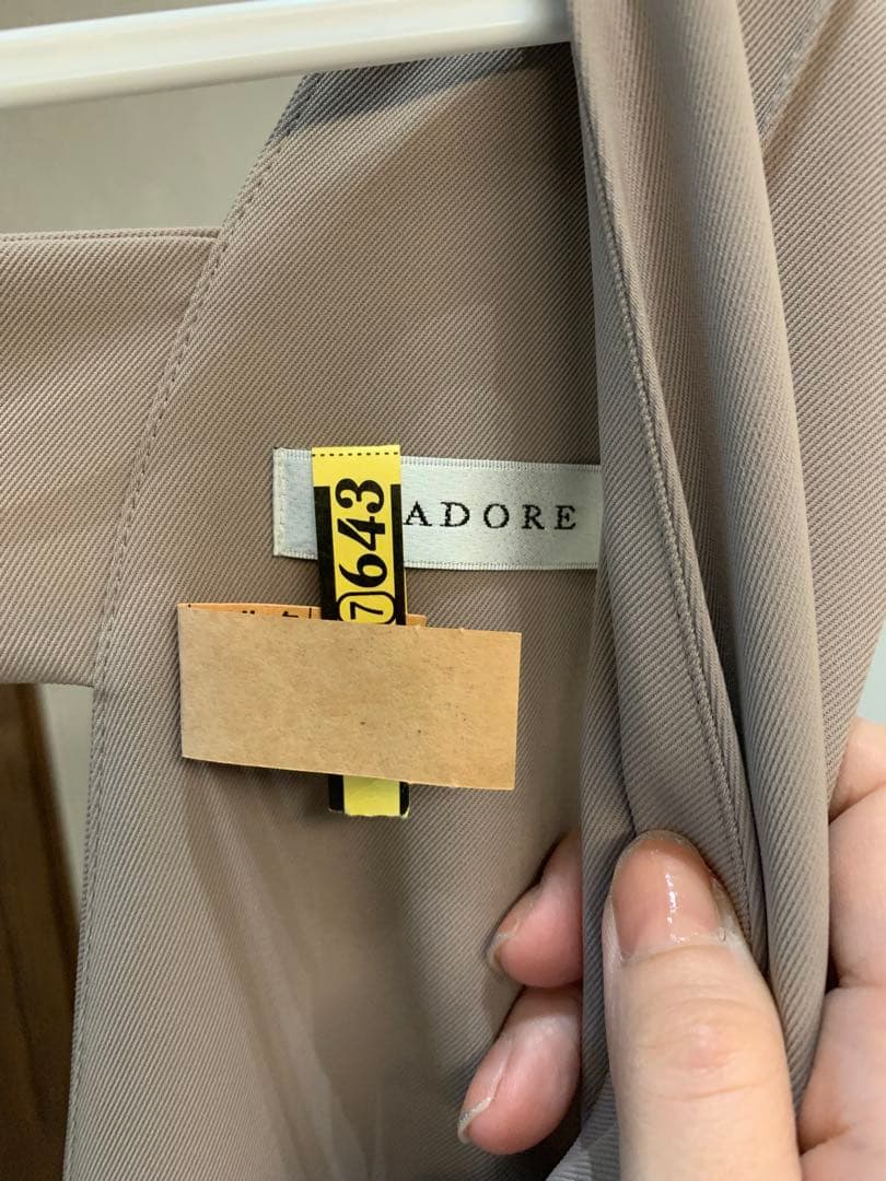 アドーア　プリーツワンピース