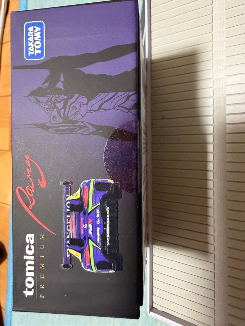 トミカプレミアム エヴァンゲリオン AMG GT3 EVO 01