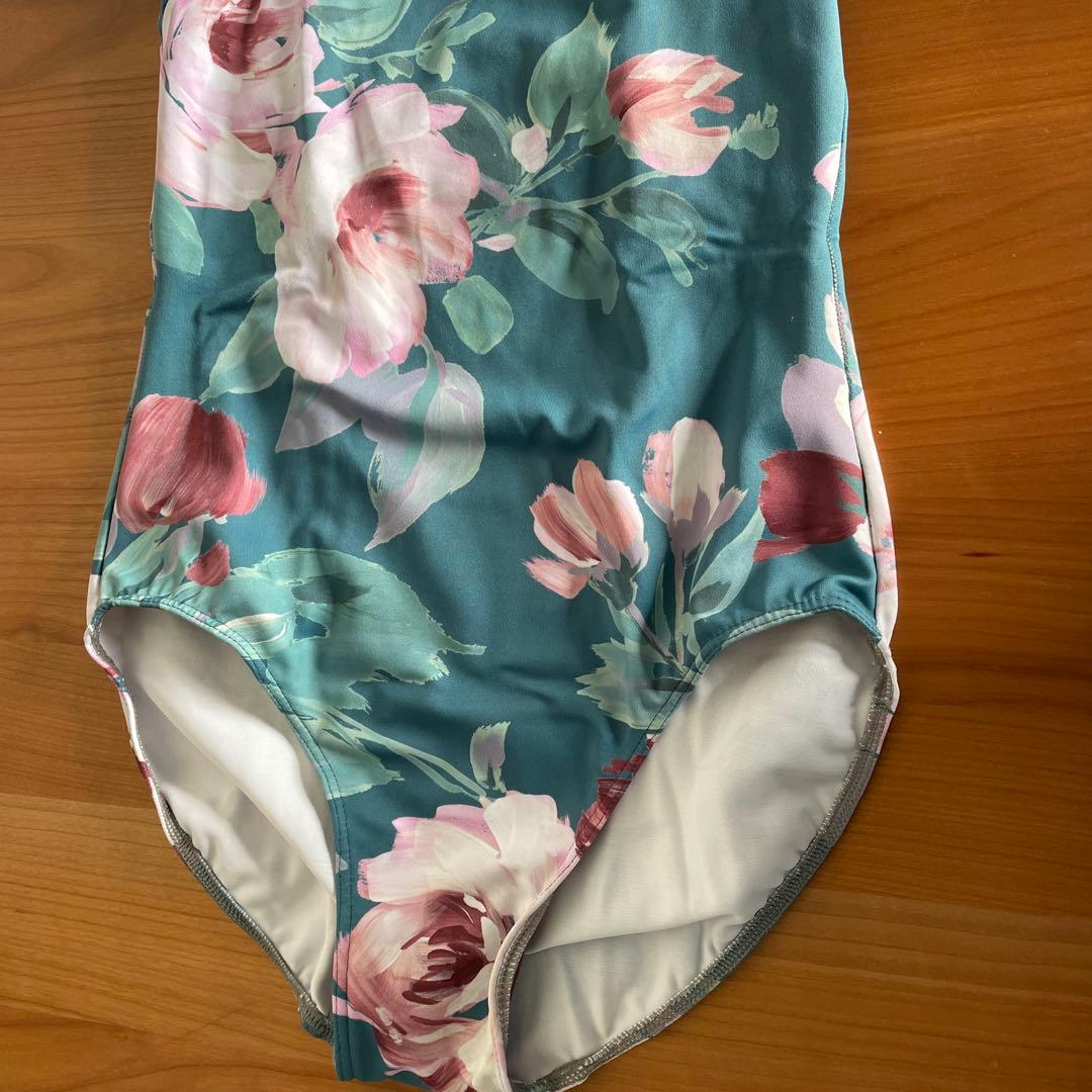 stina スティナ　グリーン花柄ハイネックレオタード