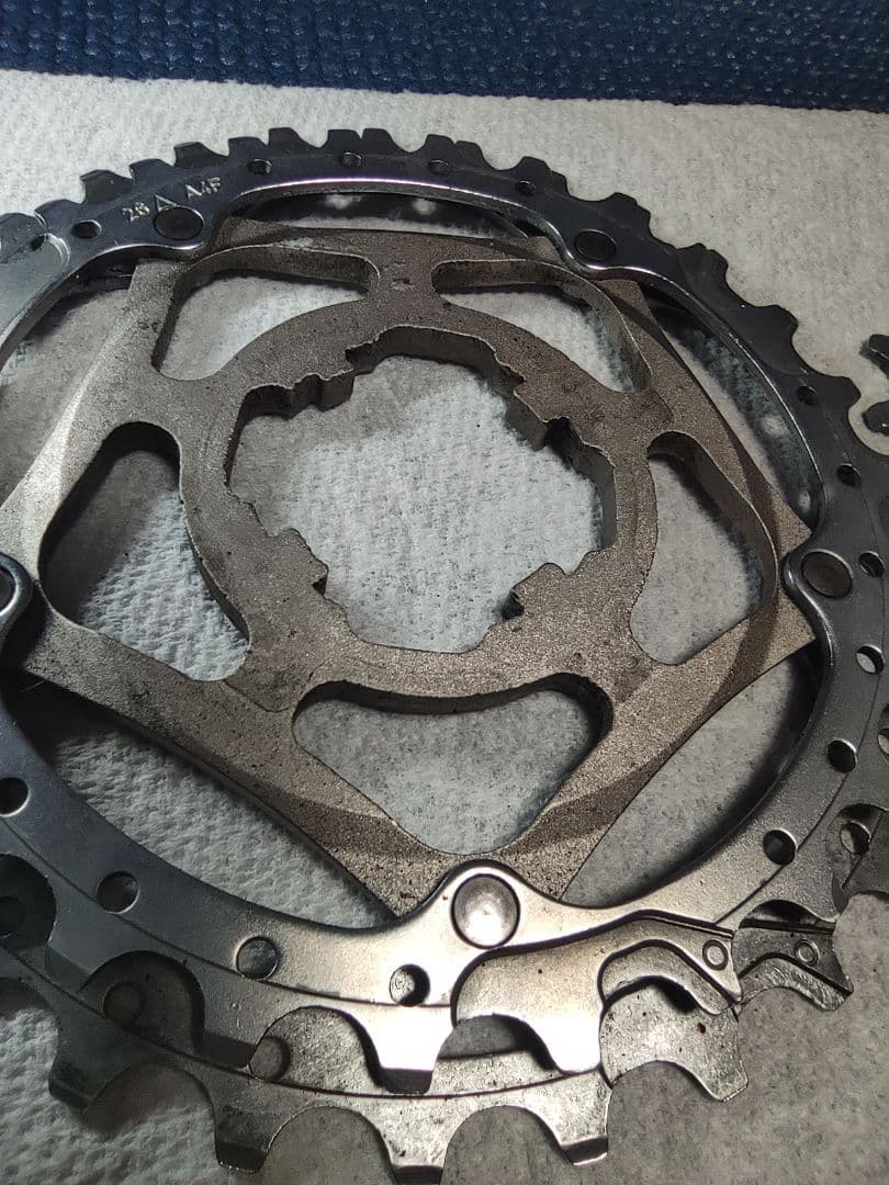 Campagnolo チェーン、スプロケットセット