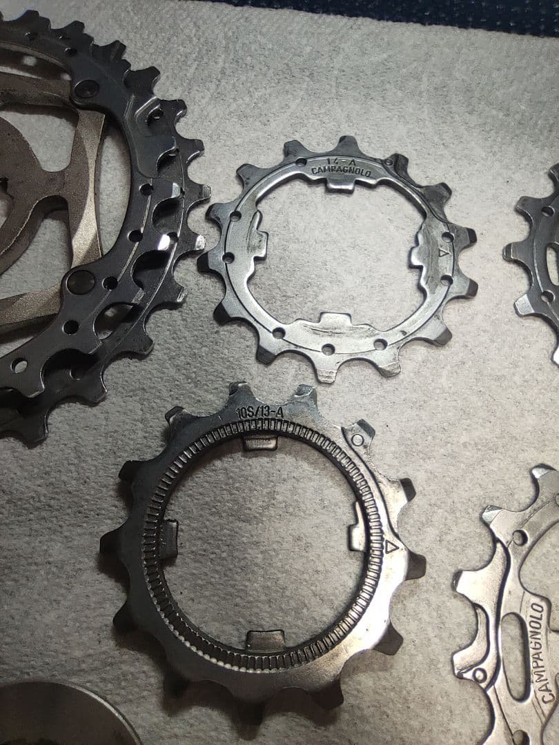 Campagnolo チェーン、スプロケットセット