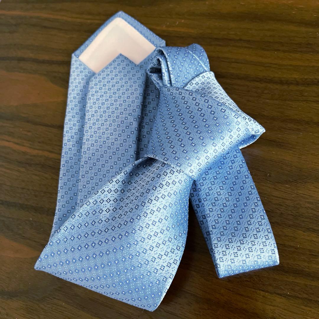 【FAIRFAX】ネクタイ 最上級レーベル イタリア生地 素敵なお色です