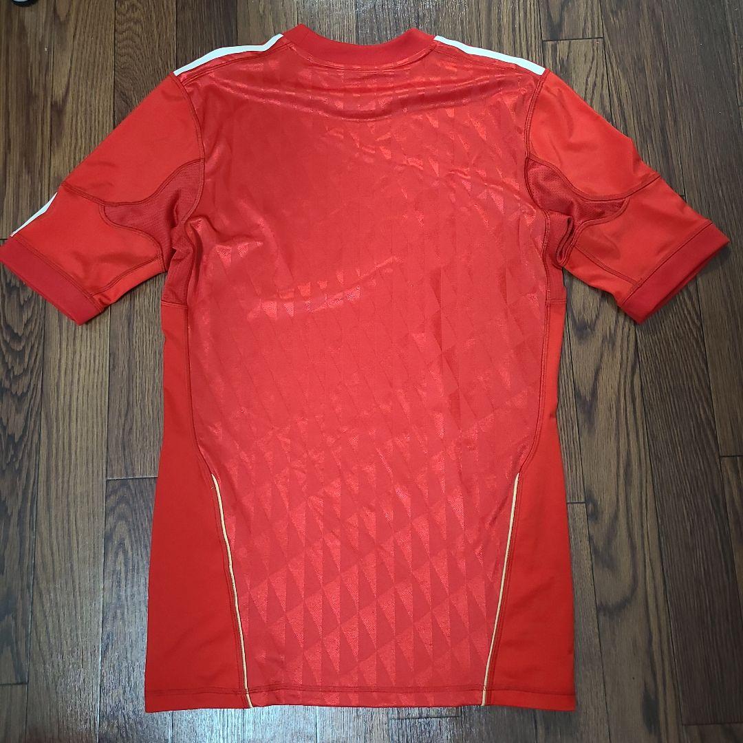 リバプール FC 10/12オーセンティックユニホーム　サイズUK Lサイズ