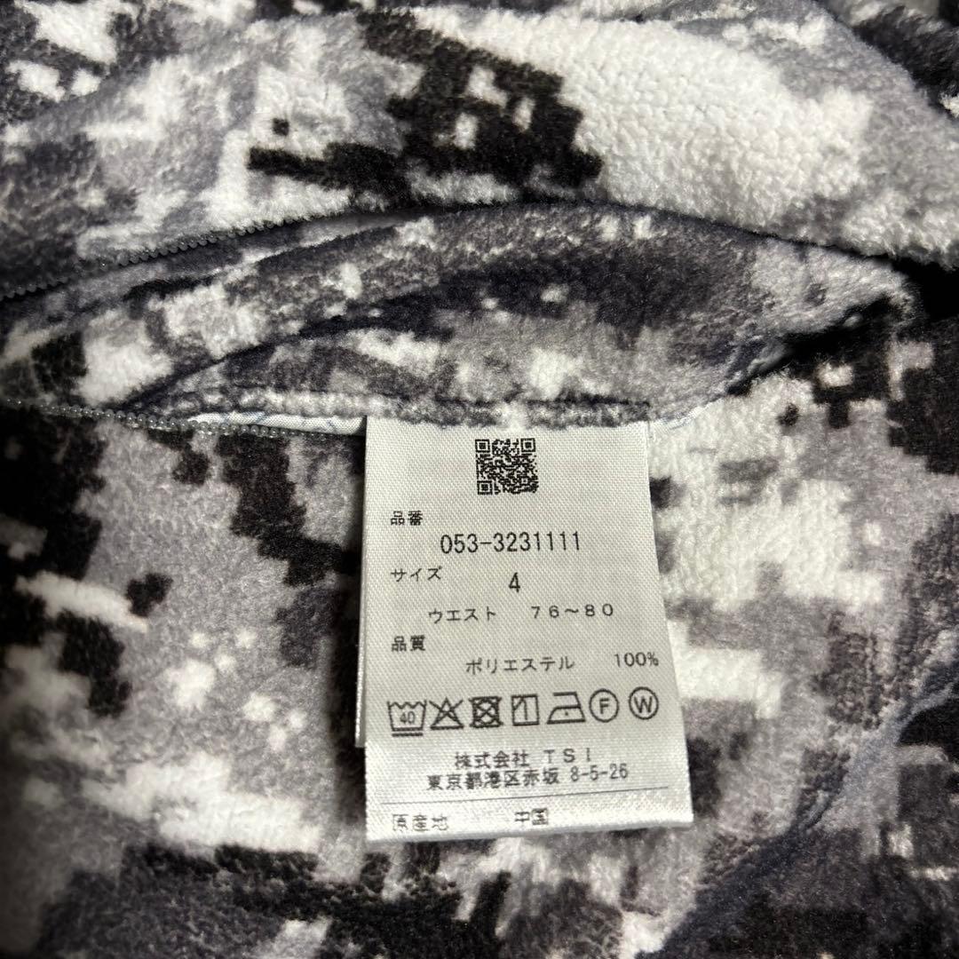 専用です。パーリーゲイツダブルラッセル　マルチカモプリントパンツサイズ4