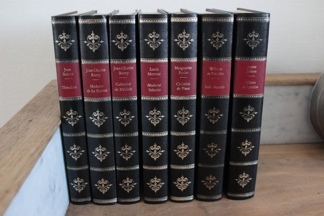 フランス古書 7冊セット/黒表紙・インテリア撮影