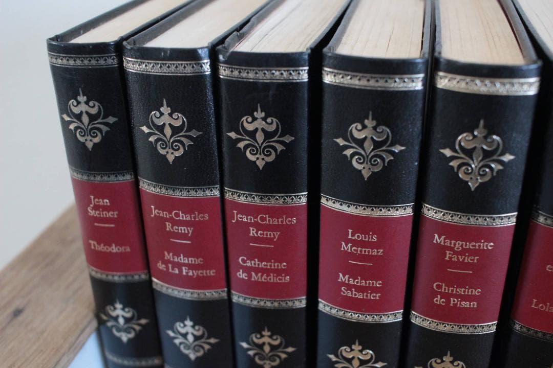 フランス古書 7冊セット/黒表紙・インテリア撮影
