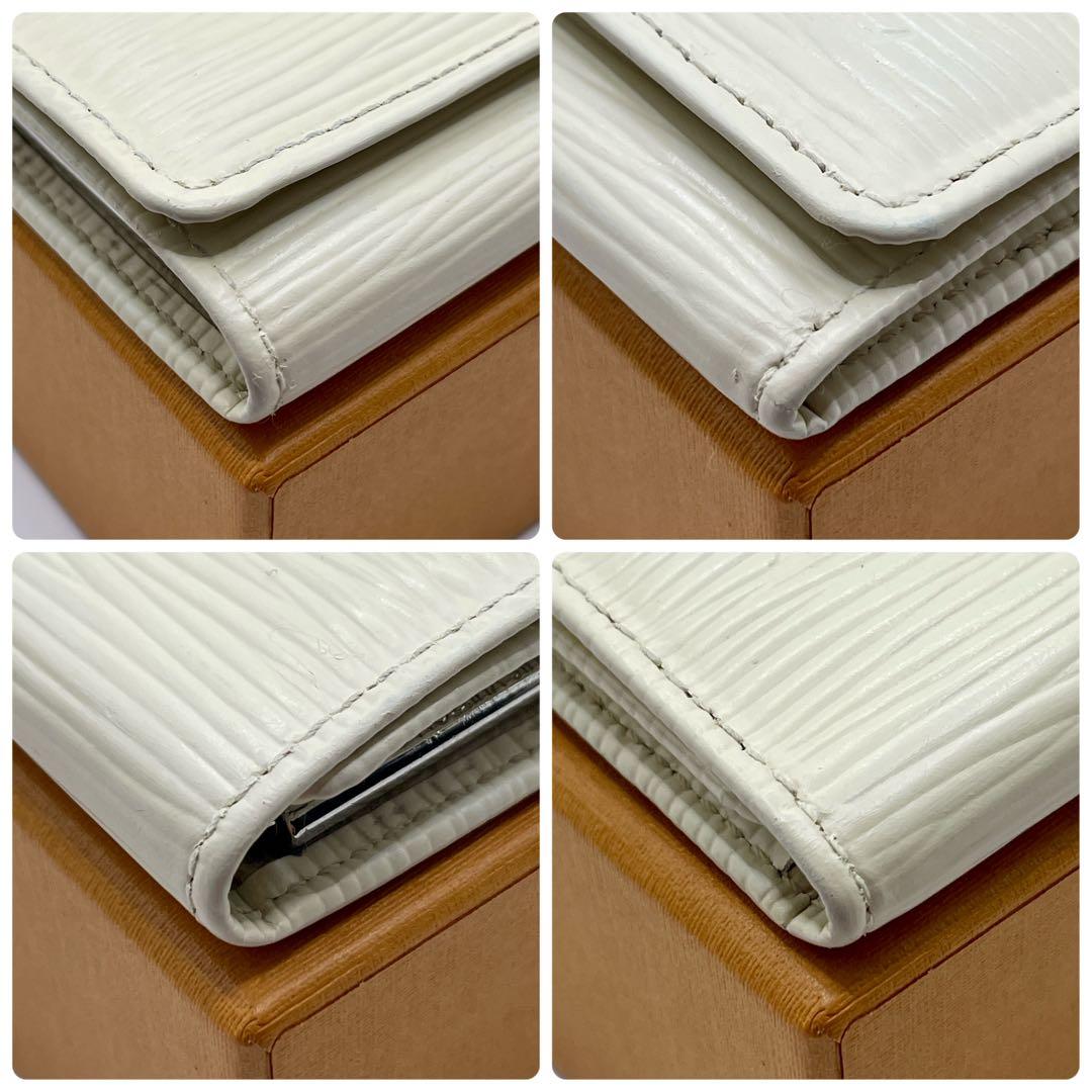 【値下げしました】ルイヴィトン エピ 4連キーケース ホワイト