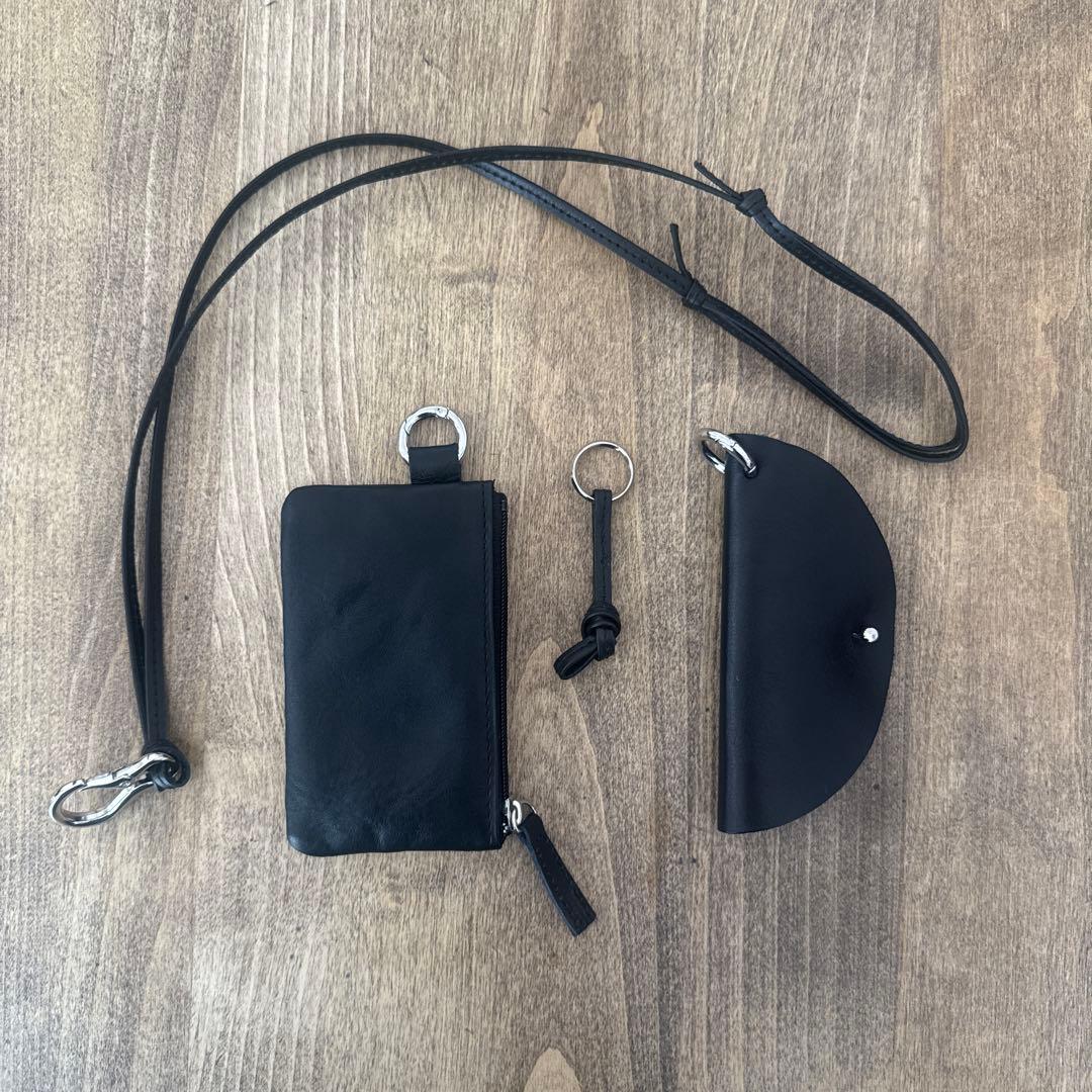 KBF マルチポーチネックショルダー　リアルレザー　ブラック