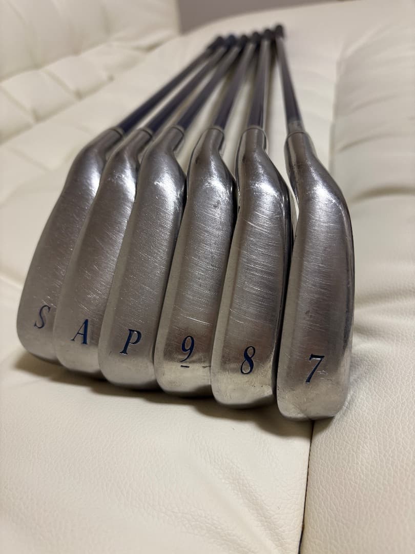 XXIO8 レディース アイアン6本セット　新品ボール6個付