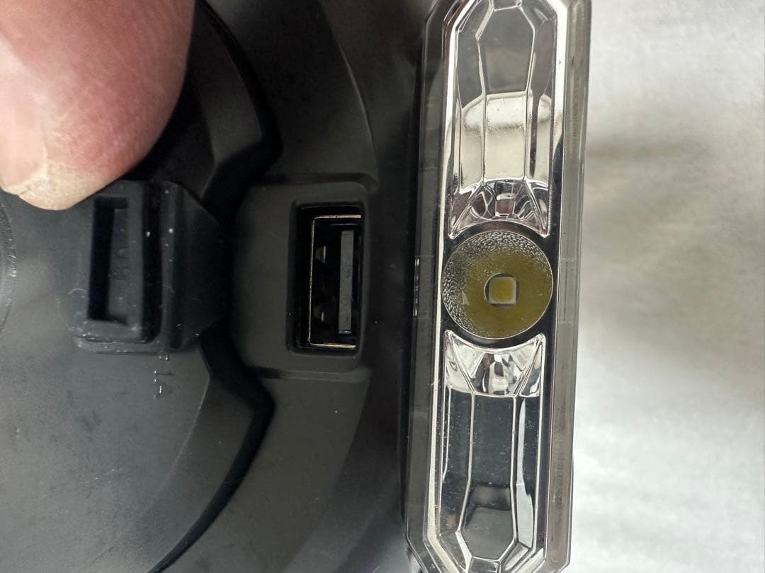 クアッド(TM)マルチパネルランタン&コールマンランタンケースＬ