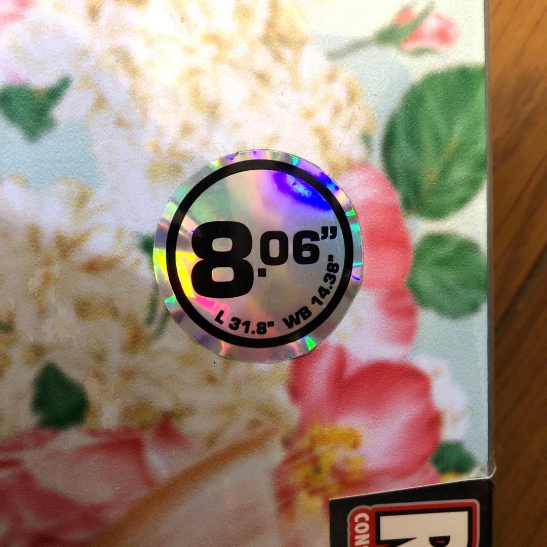 スケートボード　レディース　デッキのみ　未使用　8.06