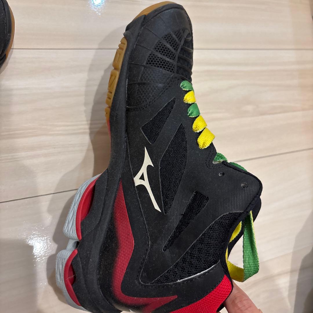 ミズノ Wave Lightning Volleyball Shoe 中古