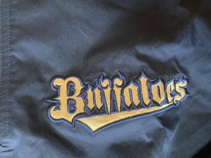 ミズノプロ製2014年モデルオリックスバファローズオーセンティック長袖ジャケット