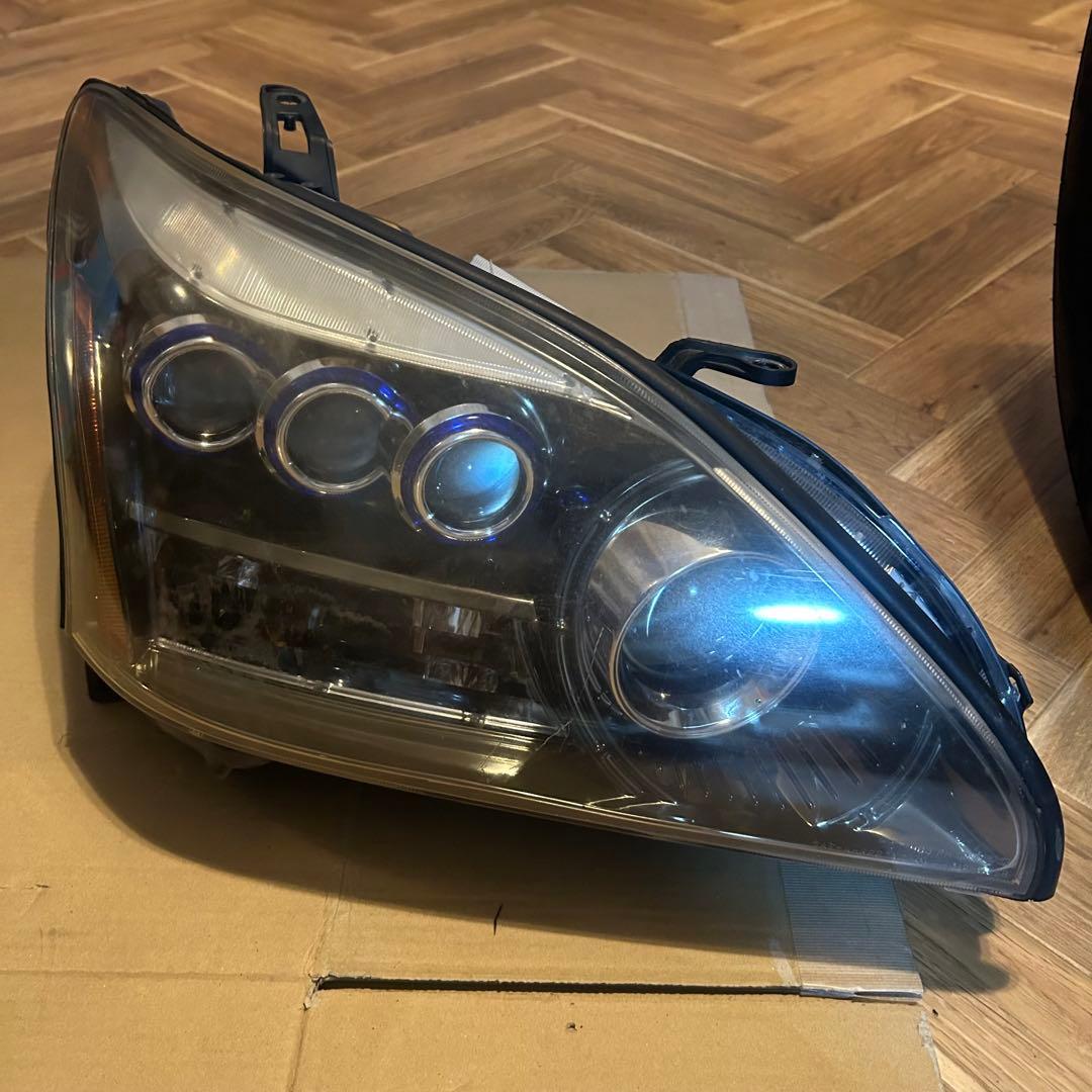 30ハリアー 社外ヘッドライト