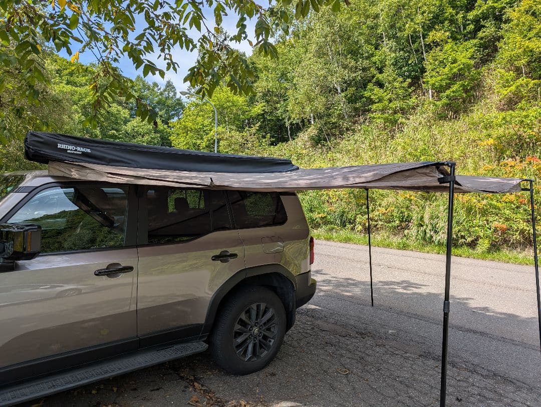 ライノラック バットウィング オーニング 2.5m 左マウント STOW IT付