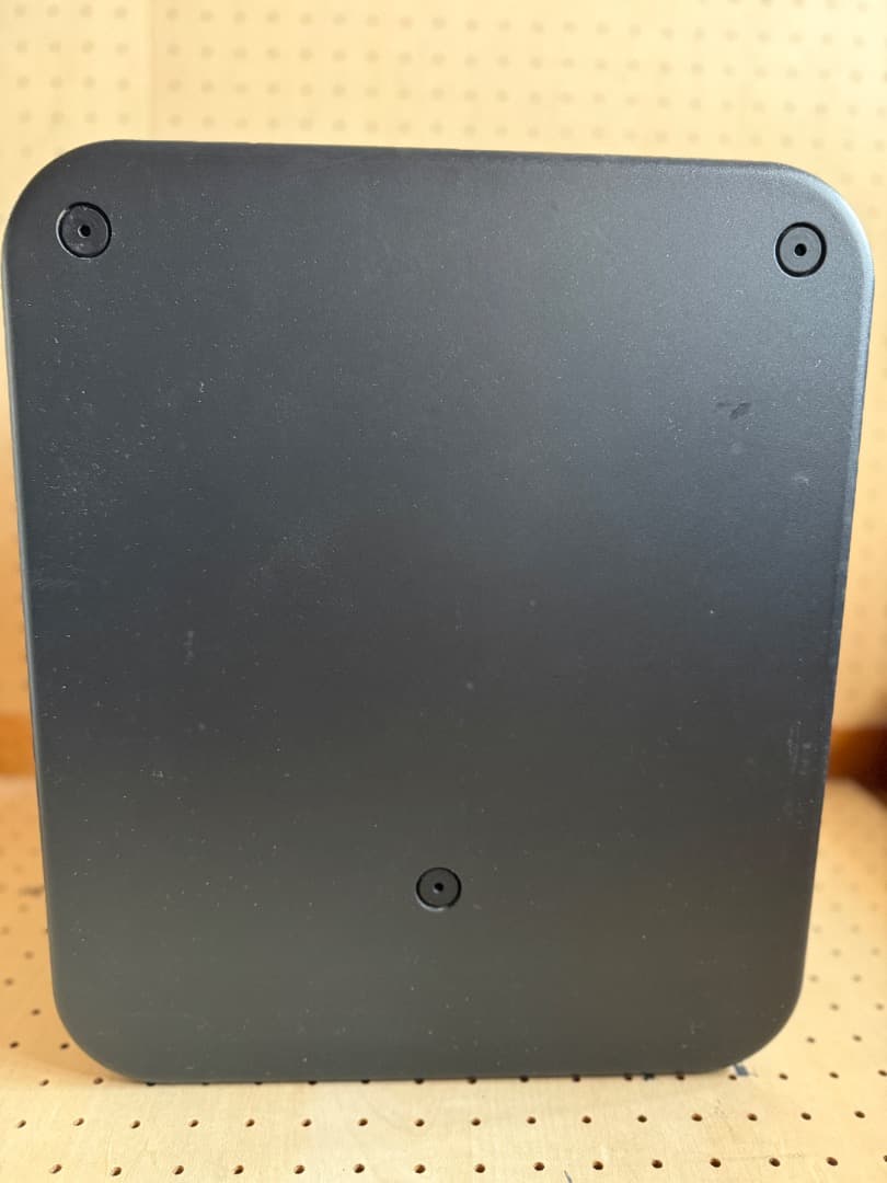 GENELEC 7050B アクティブ サブウーファー