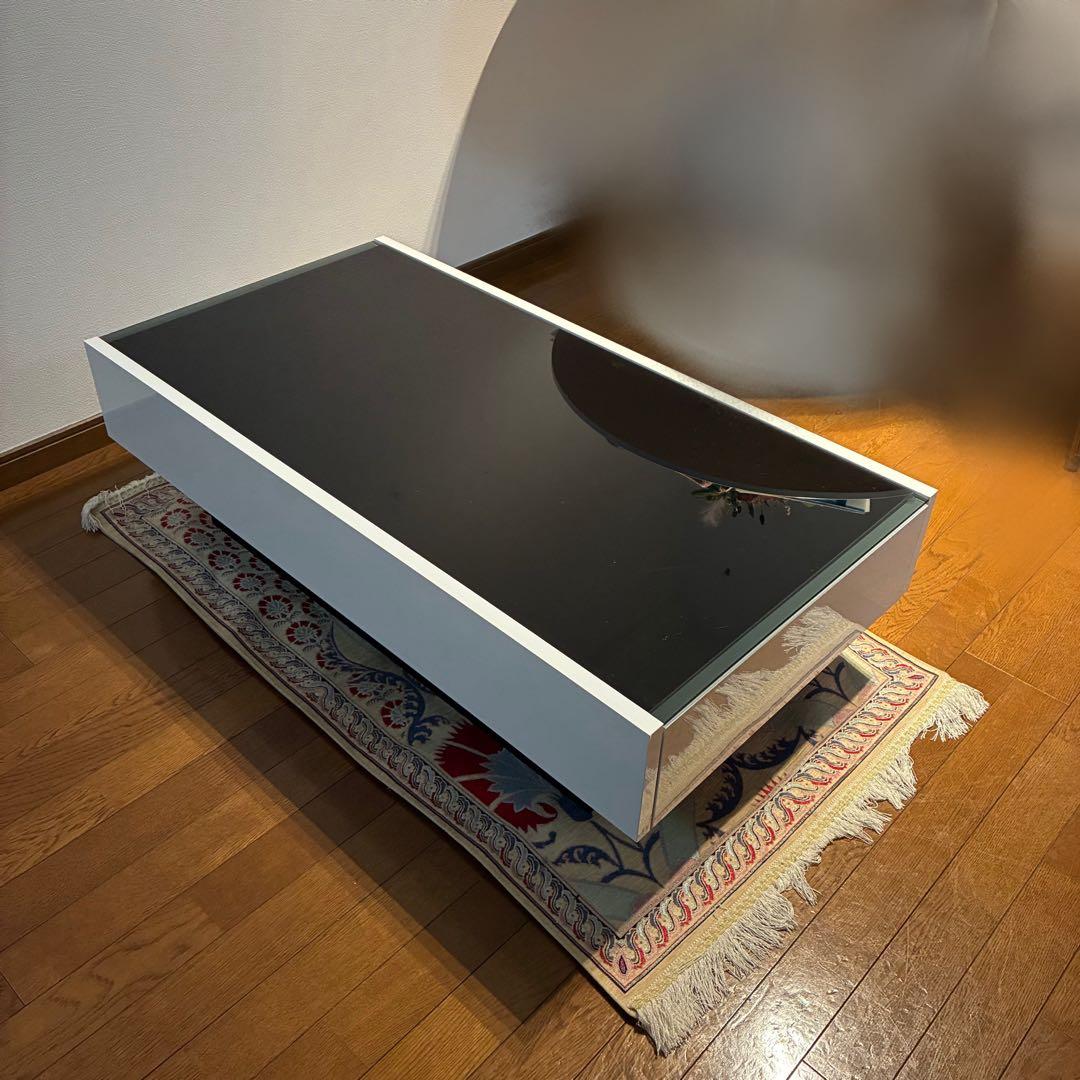 【美品】ガラステーブル モダン 白 完成品 引き出し 鏡面 エレガント 北欧