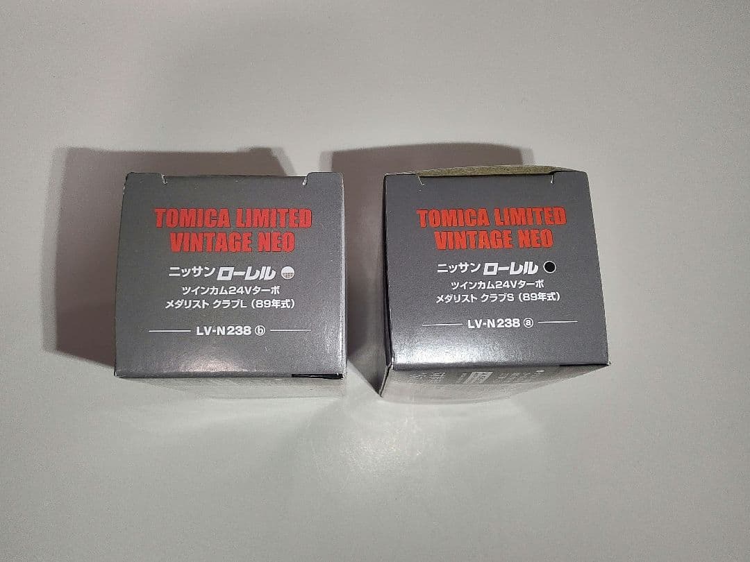 トミカリミテッドヴィンテージネオ ローレル メダリスト クラブ L/S セット