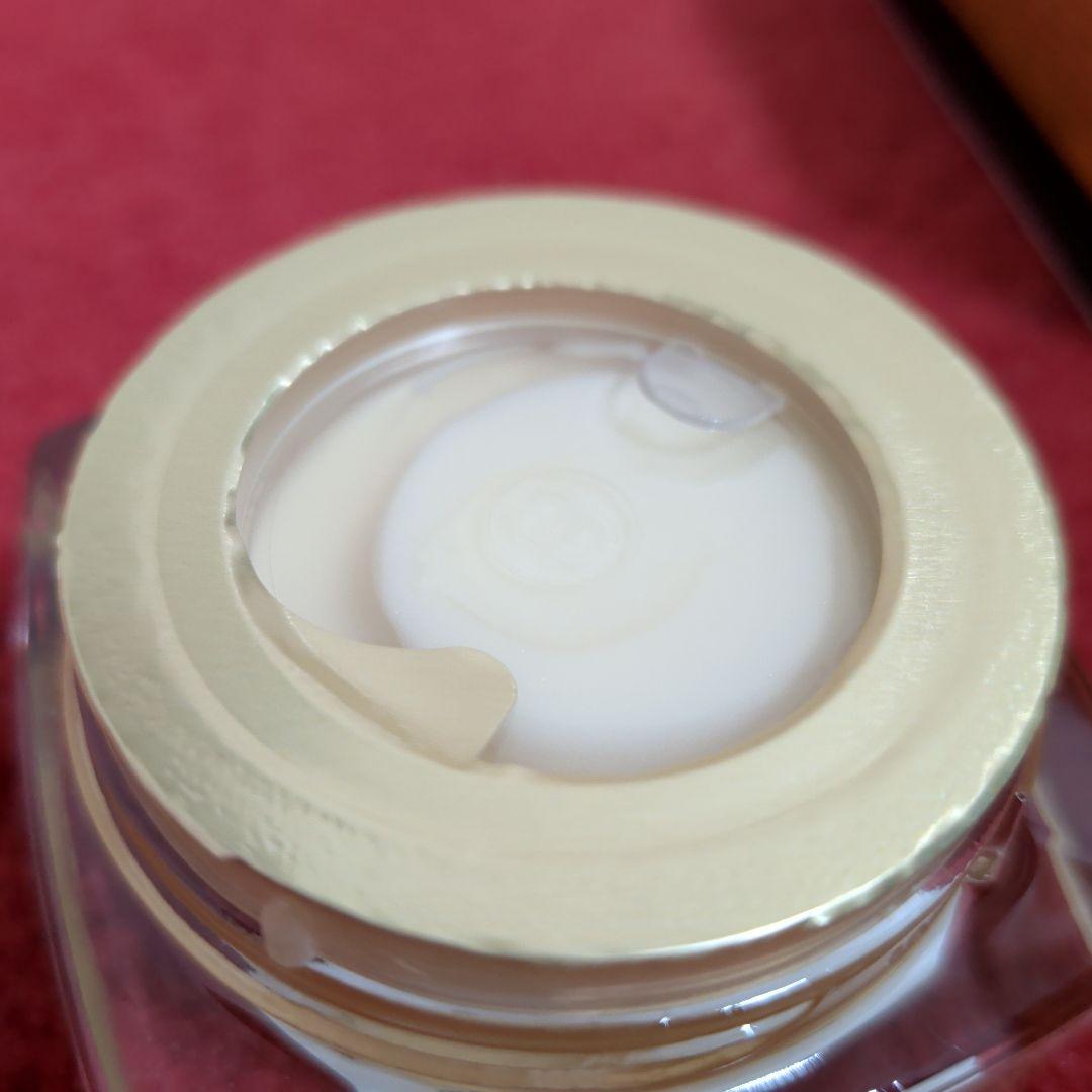 未使用 CHANEL シャネル サブリマージュ ラ クレーム ユーN 15g