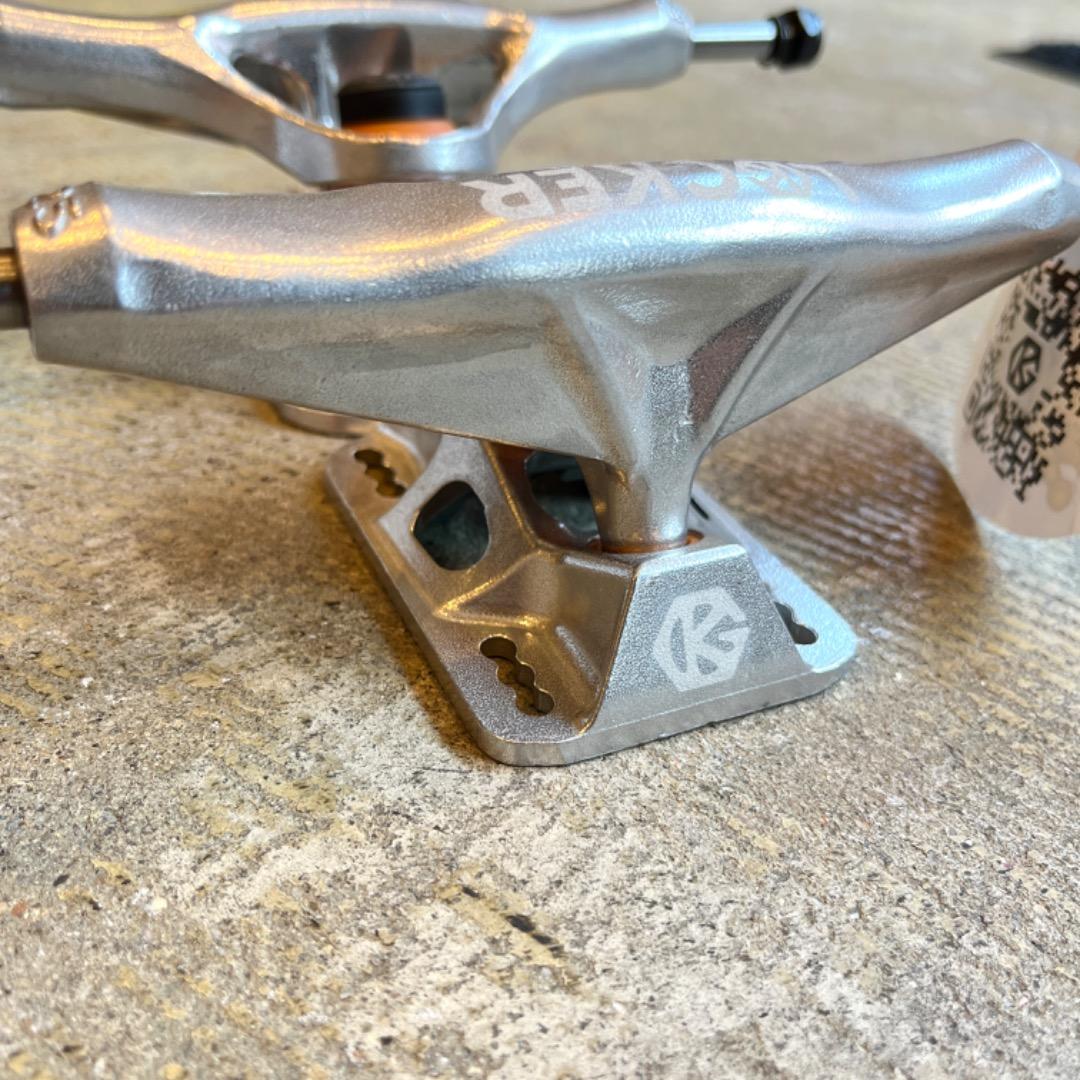 新品 GRIND KING TRUCK LOCKER 8.25サイズ トラック