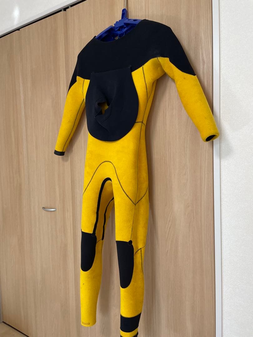 迷彩柄フルスーツ（サーフィン用）