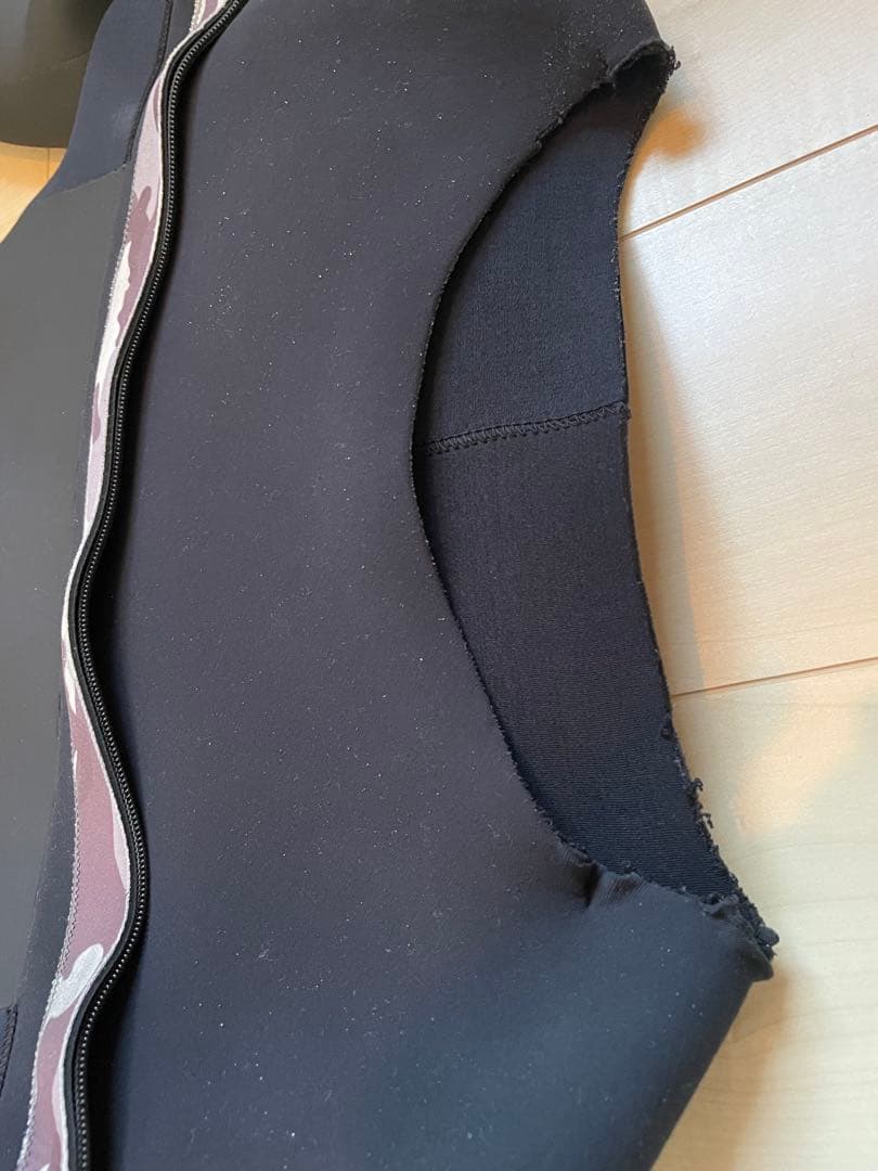 迷彩柄フルスーツ（サーフィン用）