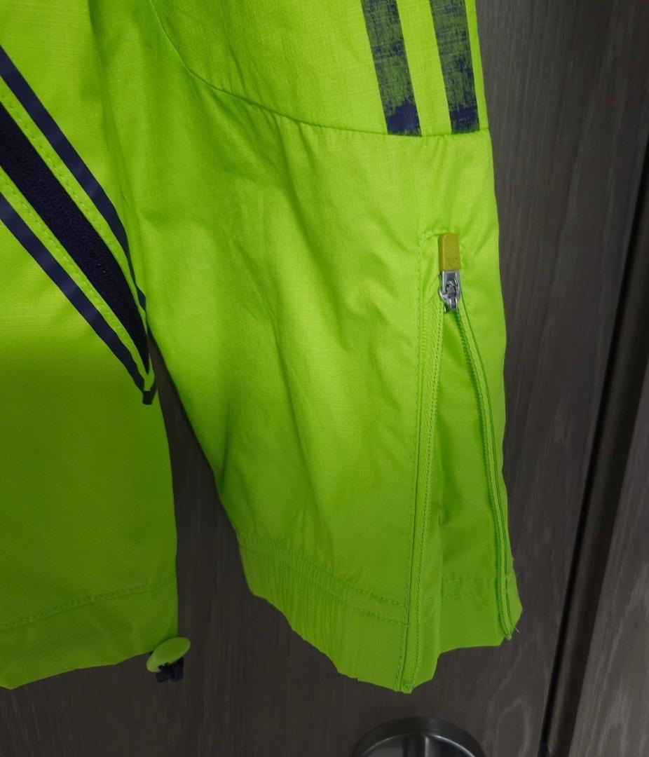 レアルマドリード ウィンドブレーカー