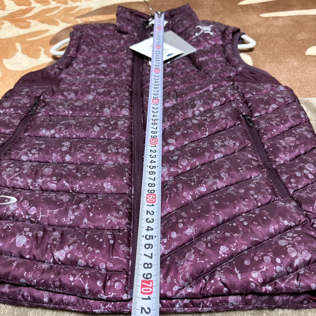 値下げ‼️新品‼️‼️　ゴルフ　オークリー　OAKLEY　ダウン　ベスト　Ｍサイズ