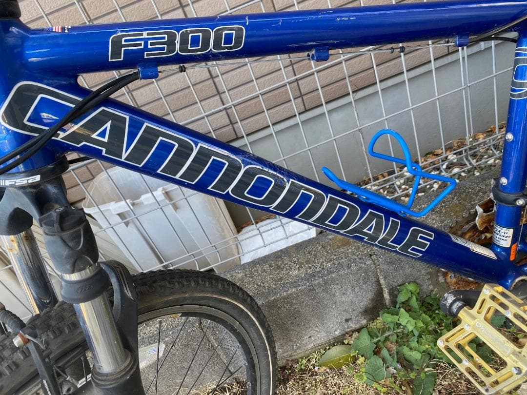 送料負担　MTB CANNONDALE F300キャノンデール　（中古・傷アリ）