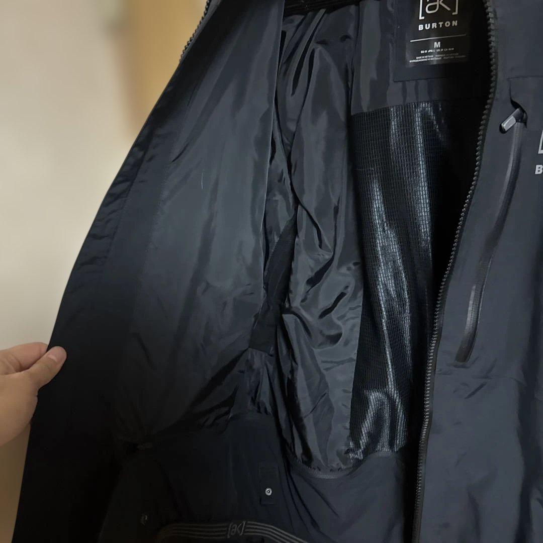 BURTON [ak] ブラック スノーボードウェア