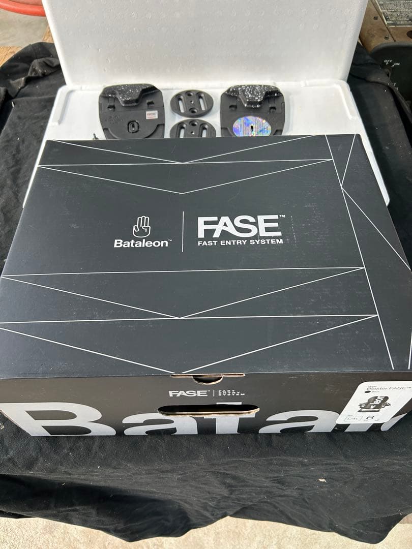 使用1回のみ 美品25/26 Bataleon FASE サイズL/XL