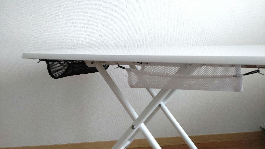 （美品）昇降テーブル　 ホワイト ガス圧 無段階調整