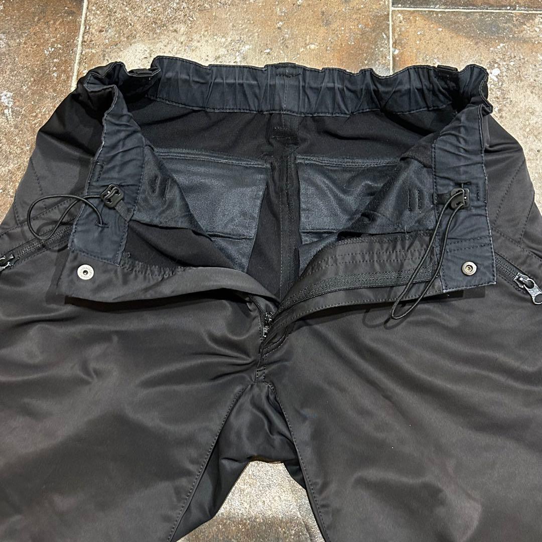 PEARLY GATES パンツ光沢 裾ドローコード