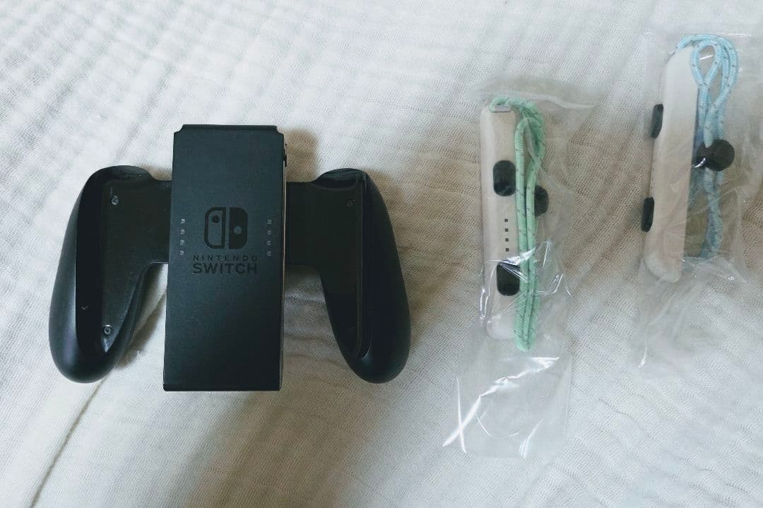 ​Switch あつまれどうぶつの森セット 128GB SD・おまけカバー付