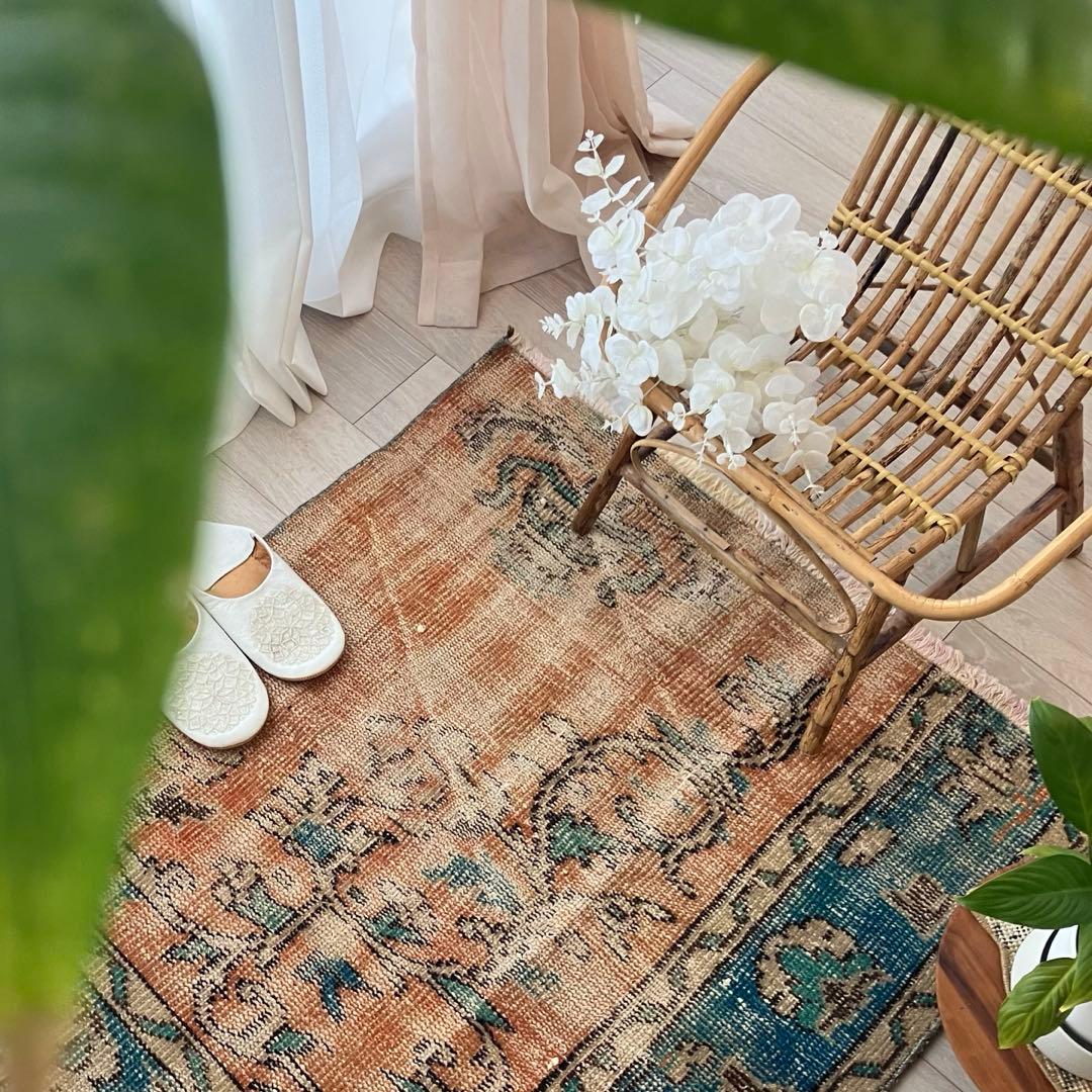 シャビーオレンジ89×108ブルー　ベージュ　正方形　トルコヴィンテージラグ