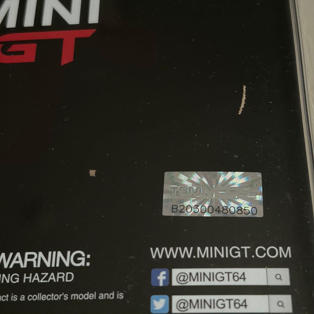 ミニカー LBWK 35GT-RR Yellow