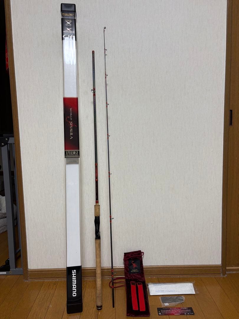 シマノ　ワールドシャウラ17113r-2