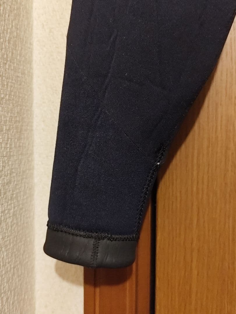 ヌーベルバーグ社製 レボリューション シェルタイプウェットスーツ2ミリフルスーツ