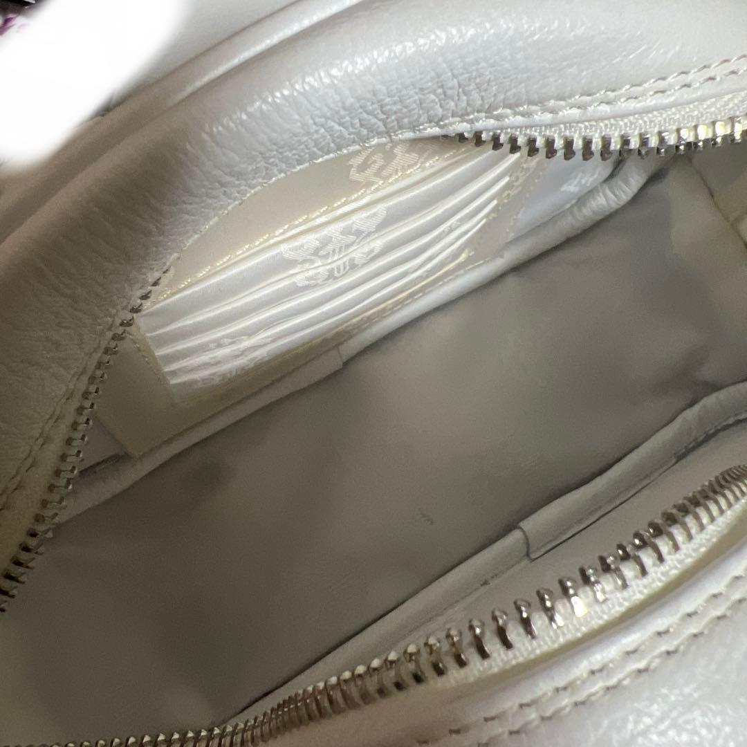 Chrome Hearts バック クロムハーツ ホワイト