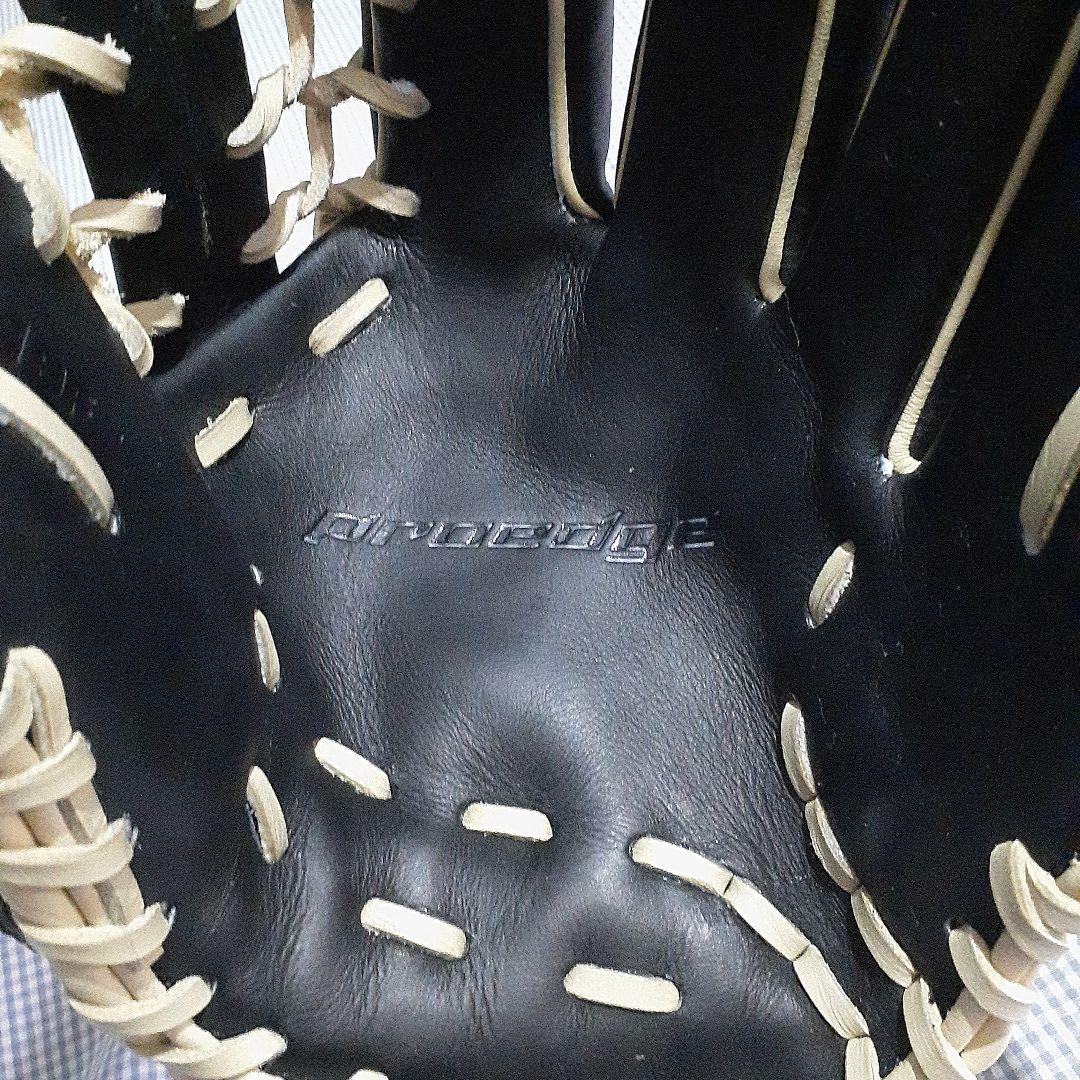 ブラック/ベージュ 軟式グローブ