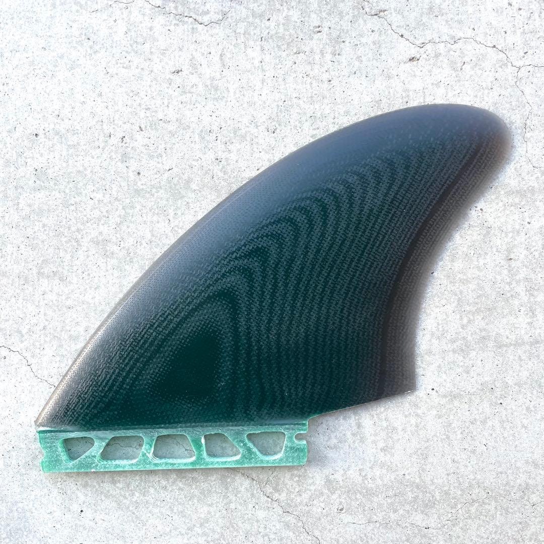 キールフィン　サーフィン　フューチャー　Futures フィッシュ　ツイン　緑