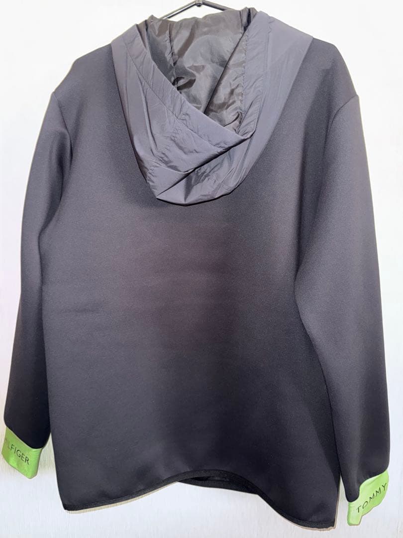 中古 美品 サイズL トミーゴルフ ダンボール パーカー