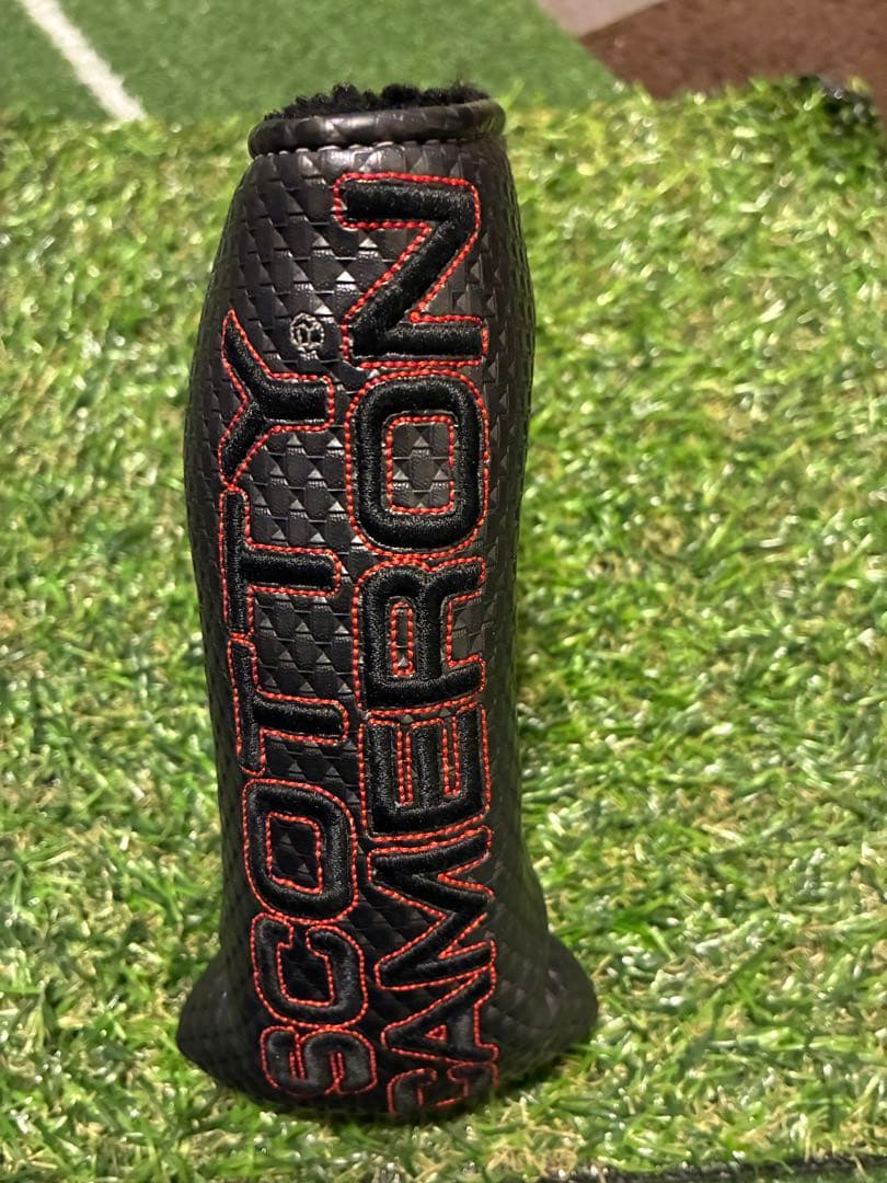 SCOTTY CAMERON パター 赤グリップ　セレクトニューポート2